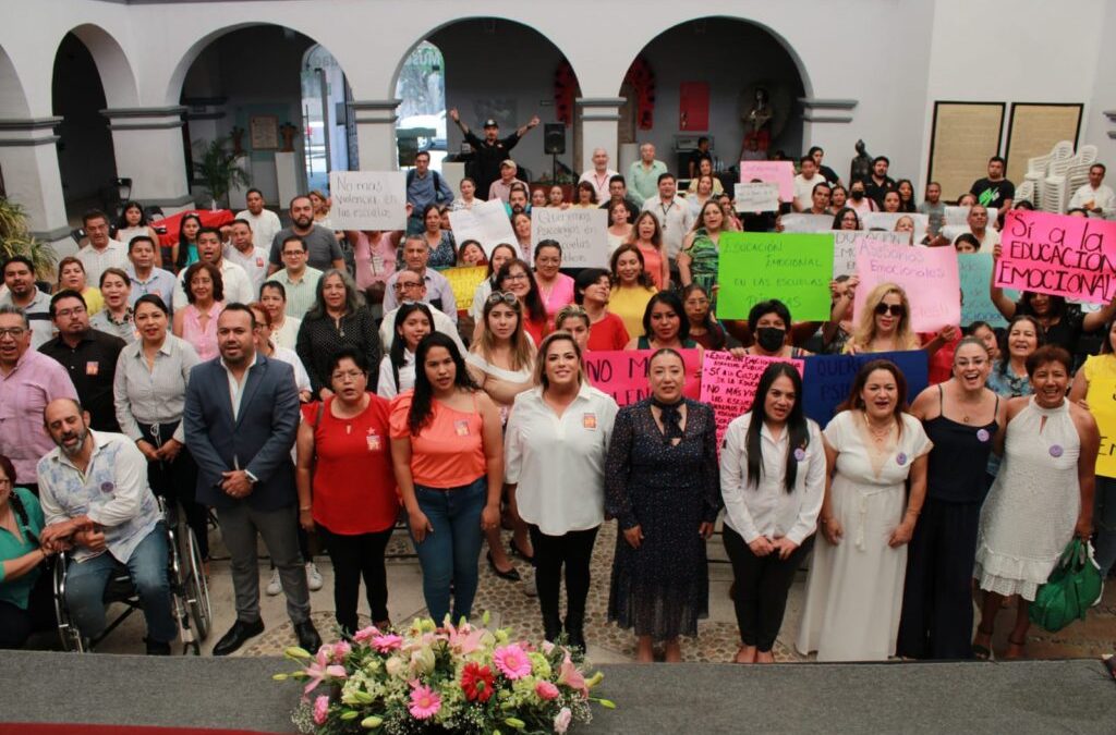 Realiza Tania Valentina Rodríguez exitoso foro “Construyendo paz desde la educación emocional”
