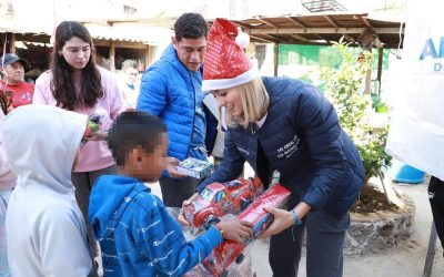 Celebra diputada Andy Gordillo la Navidad regalando más de Mil 500 juguetes a niñas y niños de Cuernavaca