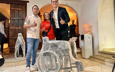 Dignifica vidas el diputado Daniel Martínez Terrazas con la entrega de aparatos funcionales