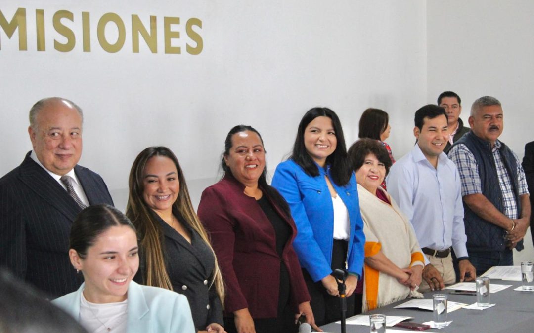 Encabeza diputada Jazmín Solano toma de protesta a directores y jefes de dependencia de la LVI Legislatura