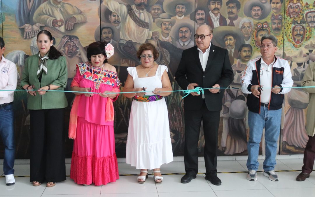 Realiza diputada Ruth Rodríguez presentación del mural “La Revolución del Sur” en el Congreso del Estado