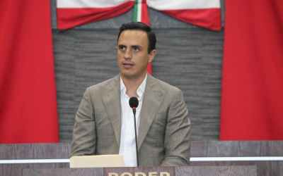 Promueve Daniel Martínez un modelo de salud mental de cercanía con la comunidad